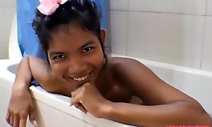 HD Thai Teen Heather Deep gives deep-throat and acquire asshole anal invasion flinch in shower hither anal invasion creampie new