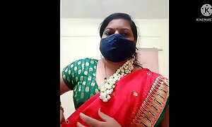 Desi mature Marathi aunty’s nude webcam show