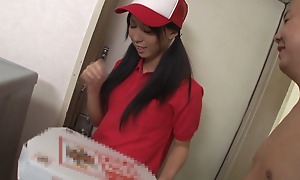 The drawing girl from the pizza superintendence service is seduced