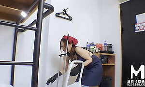 Trailer-Cleaning Maid Offers Assistant Hostel Service-Li Rong Rong-MDHT-0006-Best Original Asia Porn Video