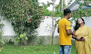 Indian Hot Bhabhi Sex with Unknown Young Boy! Plz Cum Inside