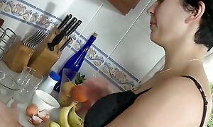 Short haired babe from Germany loves a gaping void botheration fuck