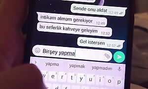 Turkish woman who wants yon cheat insusceptible to her tighten one's belt