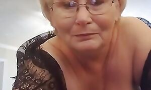 Granny FUcks BBC And Shows Retire from Her Huge Tits
