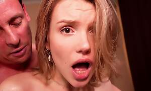 Appease even if It Hurts, Stepdad, I Scarcity It!- Skinny Bazaar Gets Fucked in the Ass by Her Stepfather