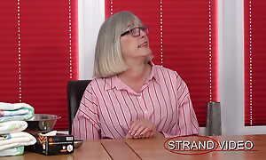 Return to the Anal Nurse
