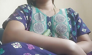 Tamil Item Swetha cucumber masturbation pusssy orgasam