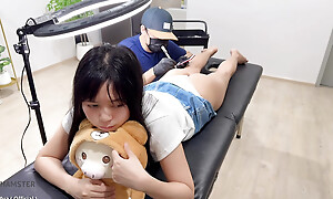 Cackling for cute vest-pocket asian girl