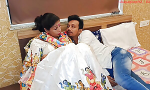 Indian desi hot bhabhi couple sex in hotel with fixed devoted to dress