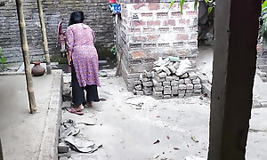 My aunty was cleaning be passed on yard. But I hugged him, put him in my aunty ass, and started screwing him anal