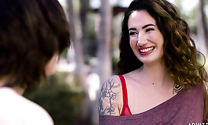 Modern-day Sins - Lesbians Arabelle Raphael and Casey Calver Seduce Ex BF for Cum Swapping 3-way