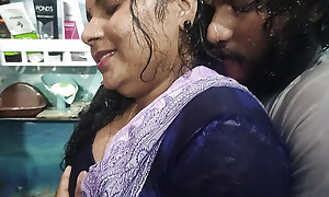 Malayali desi couple saree bath with sex fixture after marriage