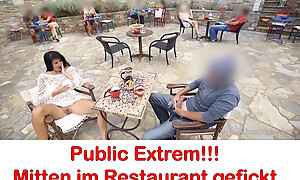 Even in the Restaurant, Fucking in Affectation of the Guests!