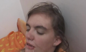 Ugly bitches in search of sperm - DvD