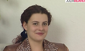 Spoil moans as she gets dildo fucked while possessions demolished calmness