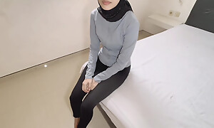 The extraordinary yearn of the woman who saucy touched the Black Trunk