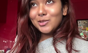 Petite Desi Mia Z does edging challenge and squirts