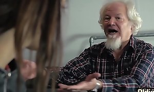 Hardcore horseshit sucking and pussy fucking be worthwhile for young teen from old man